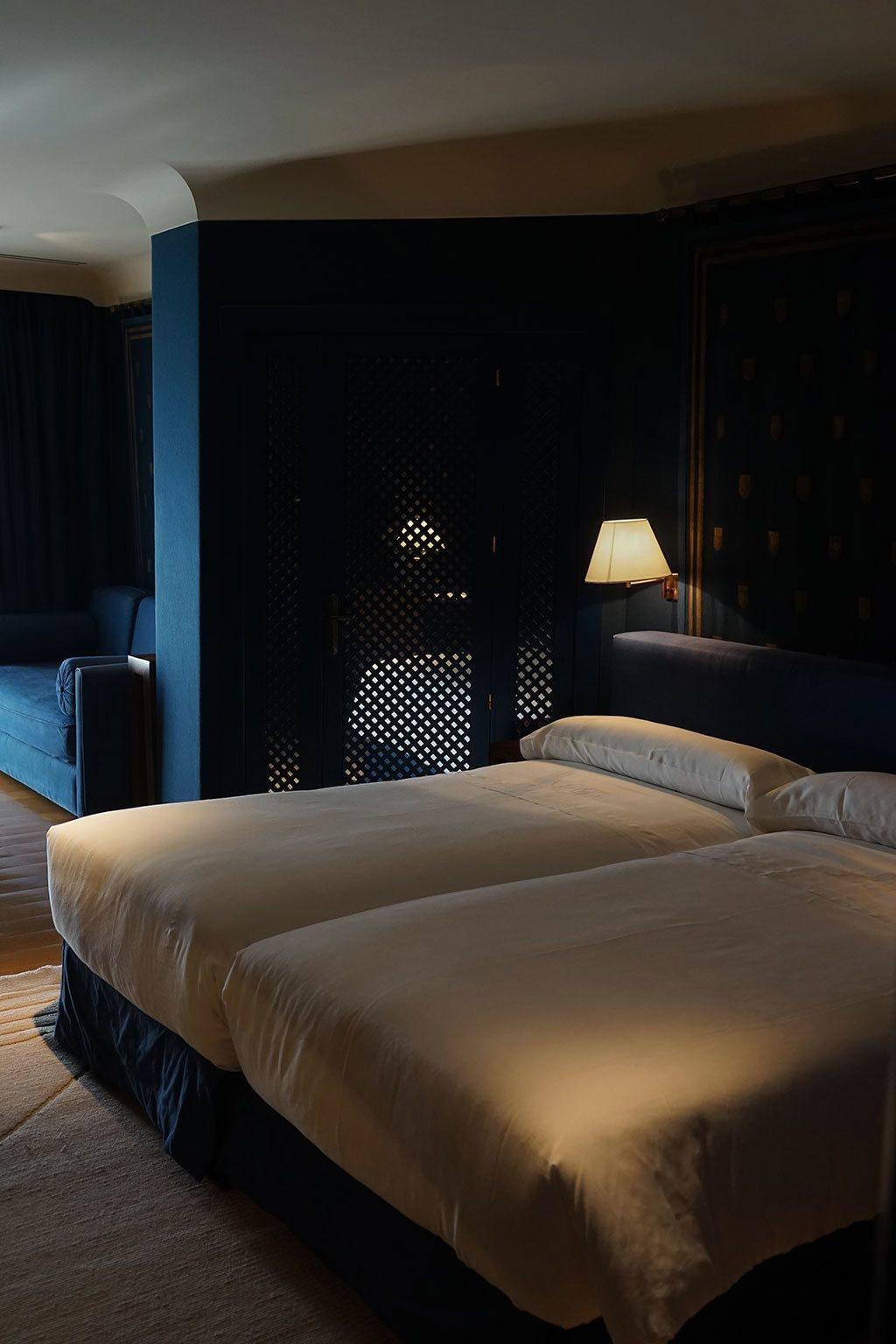 Landa Hotel Burgos Luaran gambar A room at the hotel