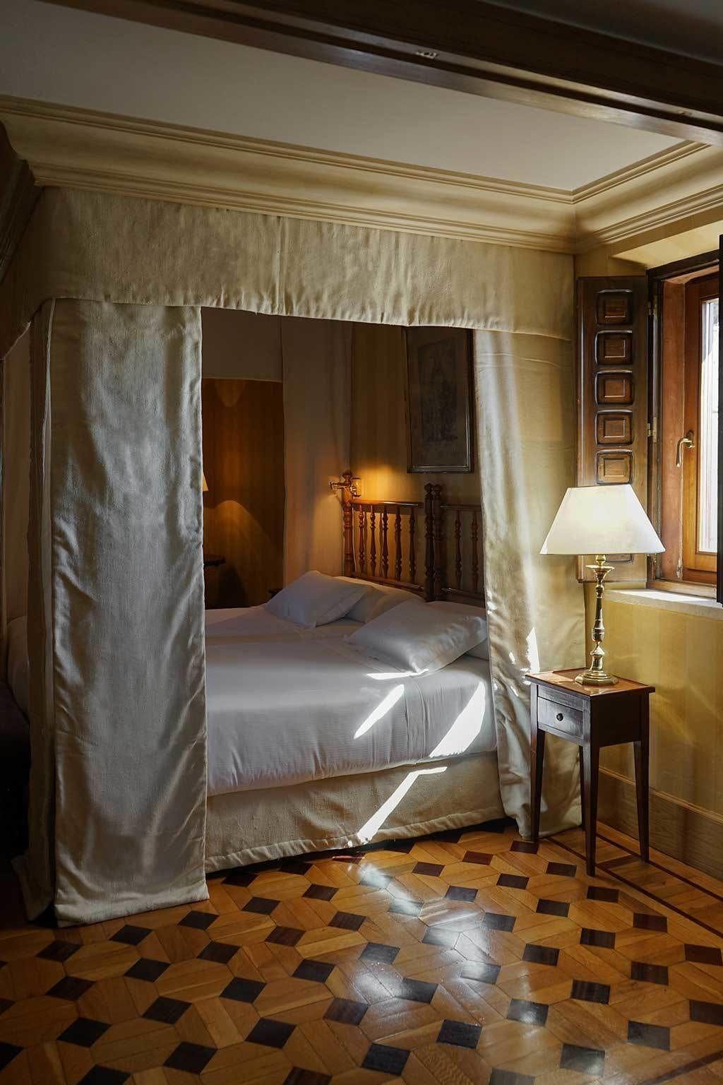 Landa Hotel Burgos Luaran gambar A room at the hotel